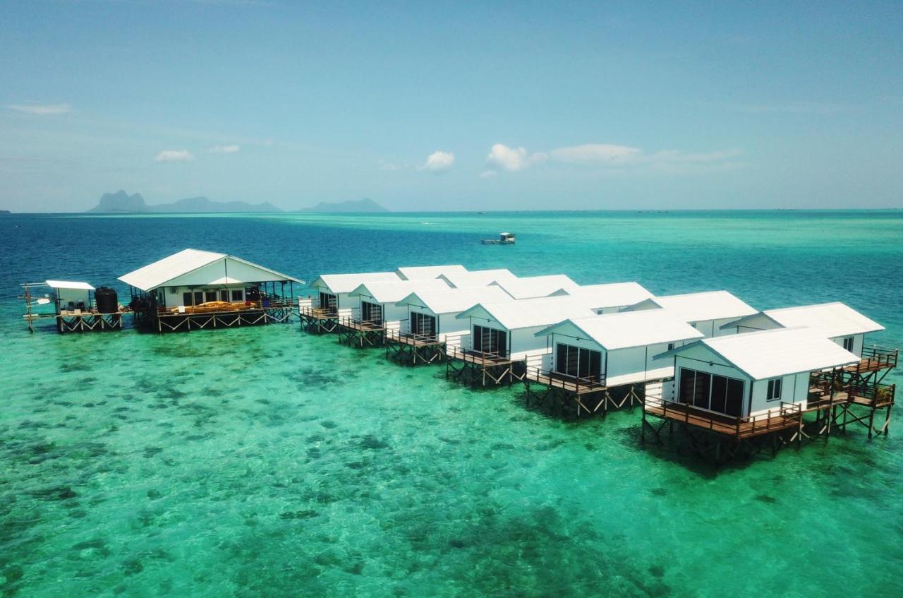 Shun Shun Water Bungalows Hotel Semporna Buitenkant foto