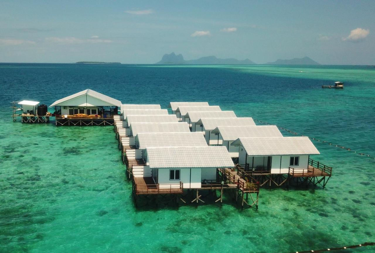 Shun Shun Water Bungalows Hotel Semporna Buitenkant foto